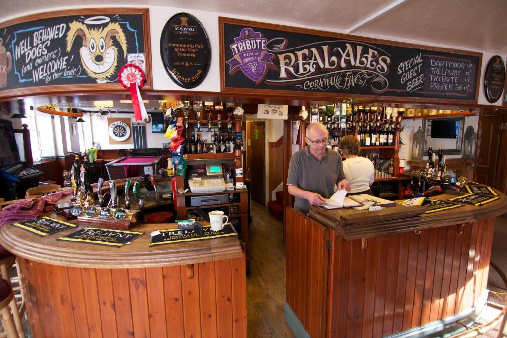 Hotel King'S Arms à Lostwithiel Extérieur photo