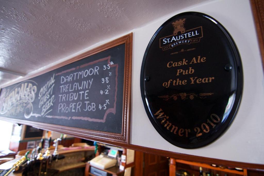 Hotel King'S Arms à Lostwithiel Extérieur photo